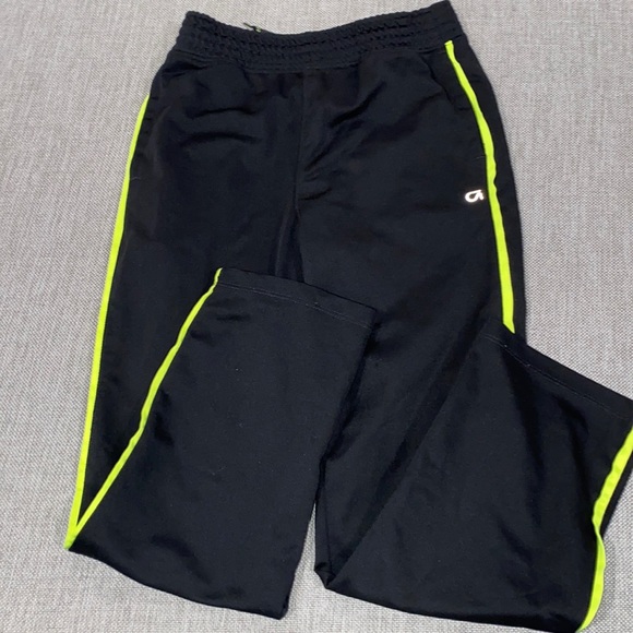 Gap athletic boy’s black jogging pants size Large